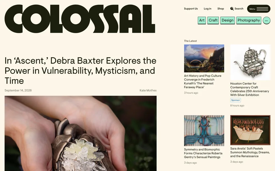 Screenshot of Colossal